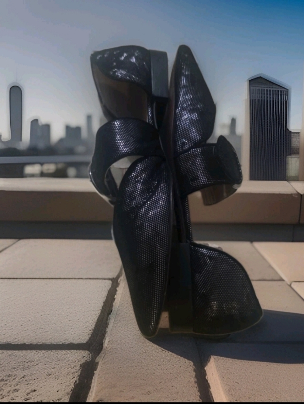 Pre-loved Paolo Dean Womens Black Metallic Leather Pointy Toe Flat Sz 8 - Picture 2 of 8